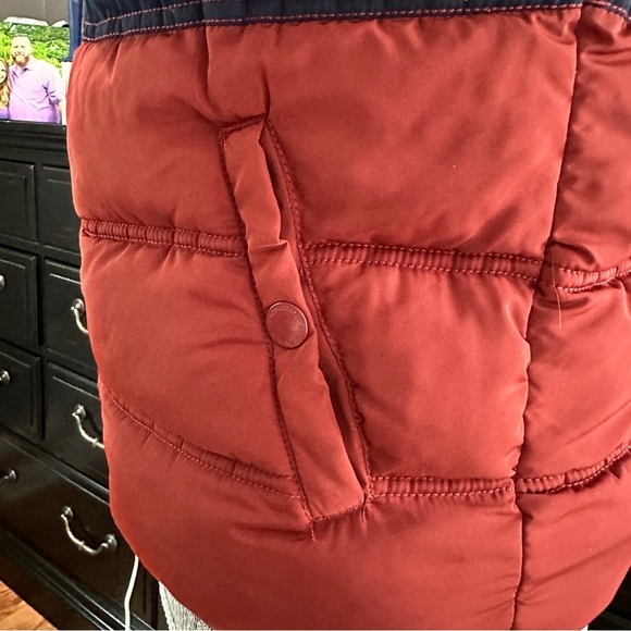 Aeropostale Colorblock Puffer Vest Hooded Chevron Red Pink Navy Size S - Picture 5 of 11